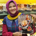 Kisah Inspiratif Bu Ina, Owner Kue Kering Ina Cookies